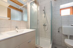 Villa Stone House Magarac