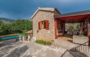Villa Stone House Magarac