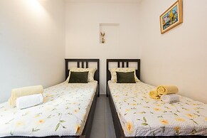 Villa Stone House Magarac