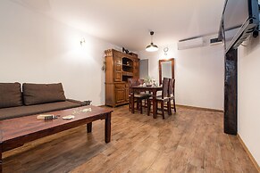 Villa Stone House Magarac