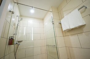 Marsi Hotel Bangchak