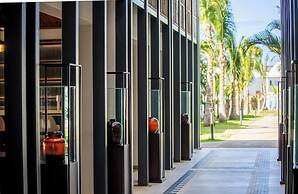 Sea Diamond Boutique Hotel & Spa by Sea Resorts