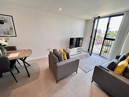 Impressive 1 Bed Apartment - Chavasse Apartments