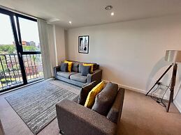 Impressive 1 Bed Apartment - Chavasse Apartments