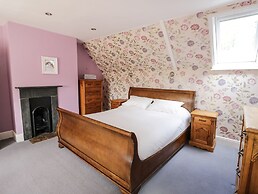 Hill House Farm