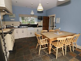 Hill House Farm