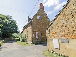 Hill House Farm