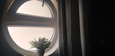 Studio Free Parking 300m Walking to Beach Burgau