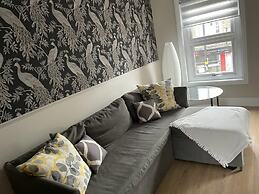 No 73 Aparthotel by condokeeper