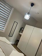 No 73 Aparthotel by condokeeper