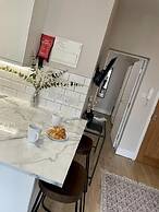 No 73 Aparthotel by condokeeper