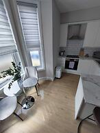 No 73 Aparthotel by condokeeper