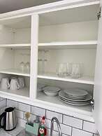 No 73 Aparthotel by condokeeper