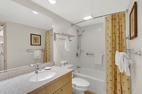 Waikiki Sunset Suite 1212 - Fp 1 Bedroom Home by Redawning