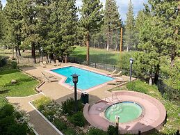 Mammoth Green #205 3 Bedroom Condo by RedAwning