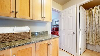 Mammoth Green #205 3 Bedroom Condo by RedAwning