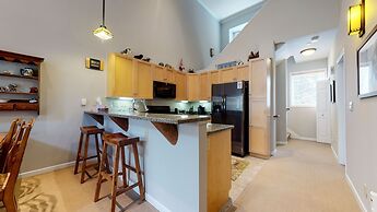 Mammoth Green #205 3 Bedroom Condo by RedAwning