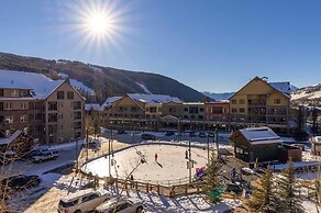 8363 Buffalo Lodge 3 Bedroom Condo by RedAwning