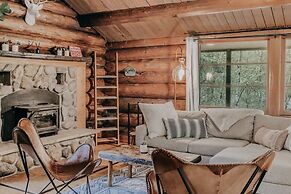 76gs - Genuine Log Cabin - Wifi - Pets Ok - Sleeps 4 2 Bedroom Home by