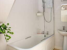 138c Old Star & Garter Mews