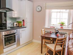 138c Old Star & Garter Mews