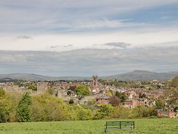 138c Old Star & Garter Mews