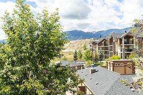 AMAZING 3Br Condo | Heated Pool & Hot Tub | Hm Theatre | Fire Table | 