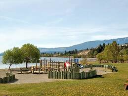 AMAZING 3Br Condo | Heated Pool & Hot Tub | Hm Theatre | Fire Table | 