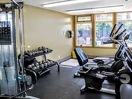 AMAZING 3Br Condo | Heated Pool & Hot Tub | Hm Theatre | Fire Table | 