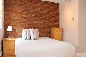 Maverick Suites at 402 Columbus Ave