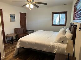 Alhonna Resort LLC