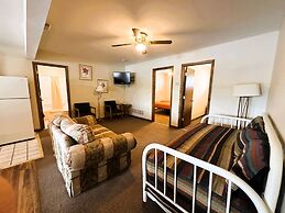 Alhonna Resort LLC