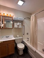 Alhonna Resort LLC