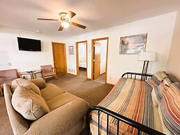 Alhonna Resort LLC
