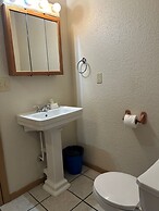 Alhonna Resort LLC