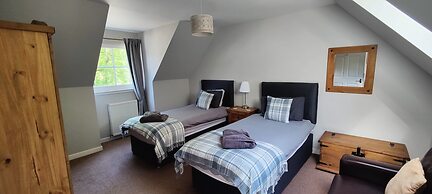 Ben Reoch Cottage - Loch Lomond & Arrochar Alps