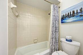 Gulf Breeze Ami-2bd-2ba-condo-private Beach Access-heater Pool-water V