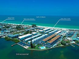 Gulf Breeze Ami-2bd-2ba-condo-private Beach Access-heater Pool-water V