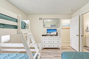 Gulf Breeze Ami-2bd-2ba-condo-private Beach Access-heater Pool-water V