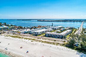 Gulf Breeze Ami-2bd-2ba-condo-private Beach Access-heater Pool-water V