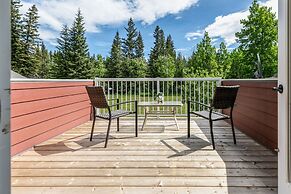 LUXURIOUS 5-Br Acreage | Year-Round Heated Pool & HotTub | Mtn View | 