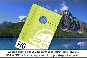 SPACIOUS 3-Br Luxury Condo | HEATED Pool + 3 Hot Tubs | Pool Table | H