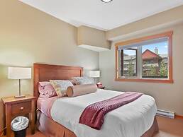 SPACIOUS 3-Br Luxury Condo | HEATED Pool + 3 Hot Tubs | Pool Table | H