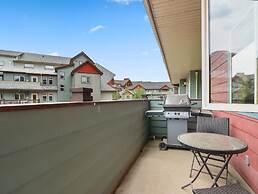 SPACIOUS 3-Br Luxury Condo | HEATED Pool + 3 Hot Tubs | Pool Table | H