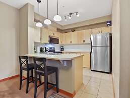 SPACIOUS 3-Br Luxury Condo | HEATED Pool + 3 Hot Tubs | Pool Table | H
