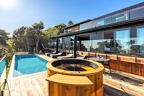 Kaitiaki Lodge - Pool & hot tub