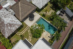 Villa Kelapa Putih
