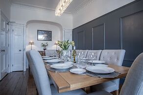 Gwynne House - 6 Bedroom - Tenby Harbour