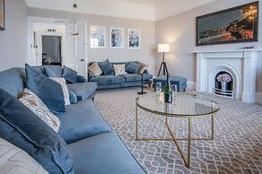 Gwynne House - 6 Bedroom - Tenby Harbour