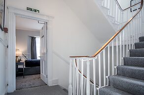 Gwynne House - 6 Bedroom - Tenby Harbour